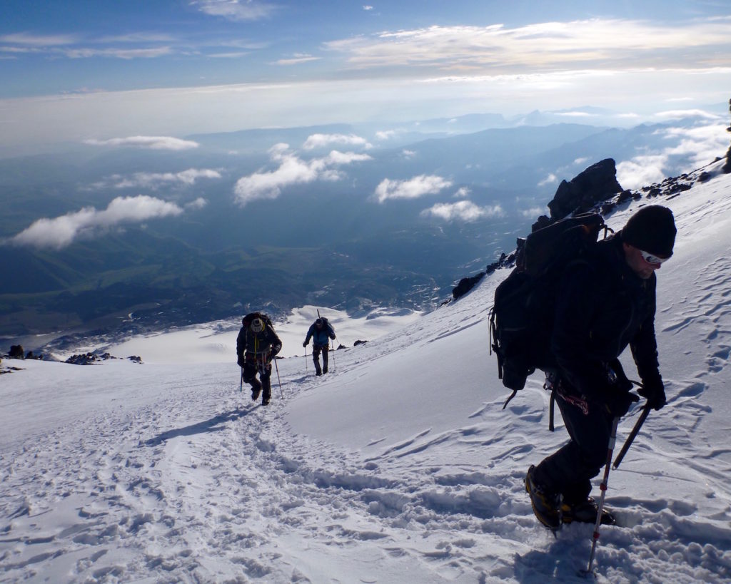 Klättra Elbrus norra sidan